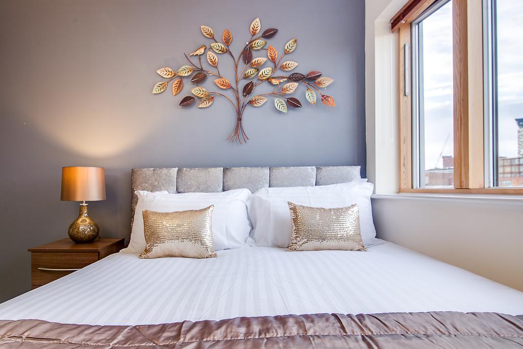Mica Point City Centre Apartment Бірмінгем Екстер'єр фото